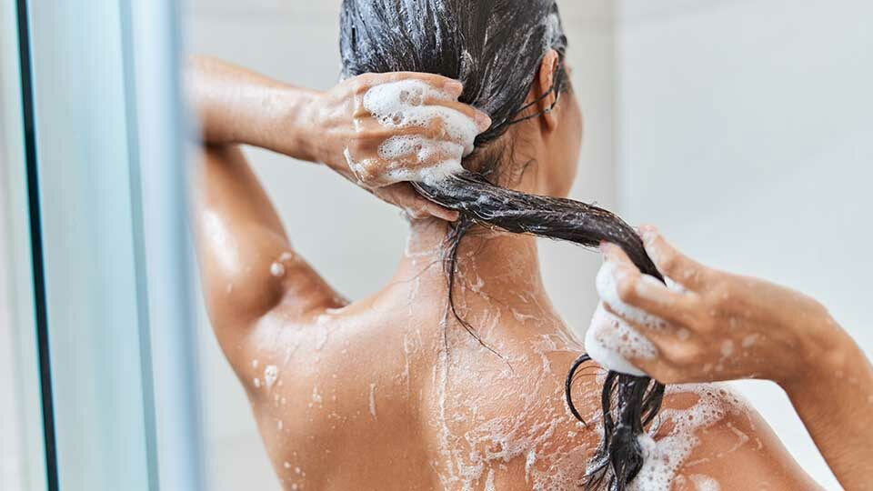 Як підібрати шампунь для різних типів волосся